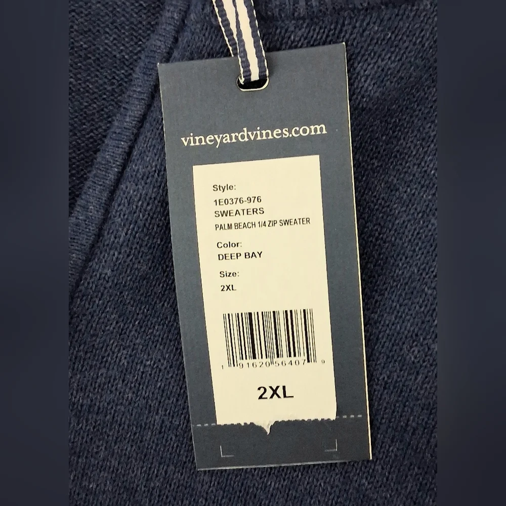 Vineyard Vines stylish navy